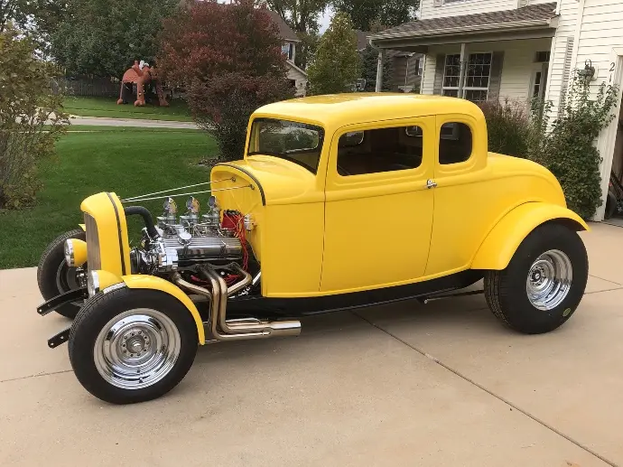 1932 Ford 5 Window Coupe / Chopped 3"